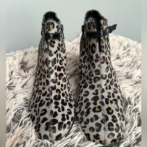 NEW Aerosoles “Patrolecar” Leather Calfskin Ankle Boots 8.5